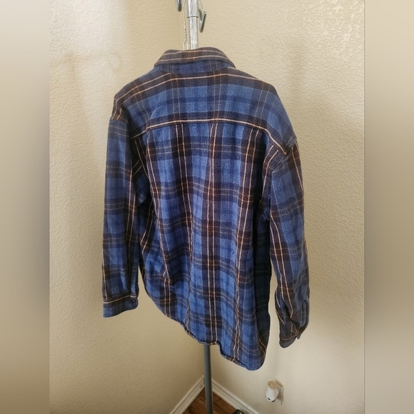 St John's Bay Flannel Long Sleeve Button Up Shirt With Pocket - Picture 2 of 3